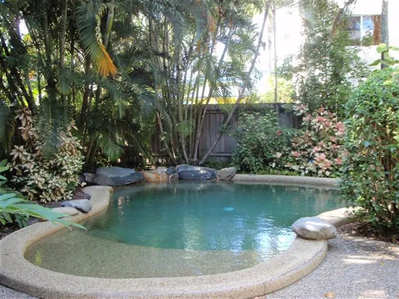 Top Floor Unit in Quiet Location