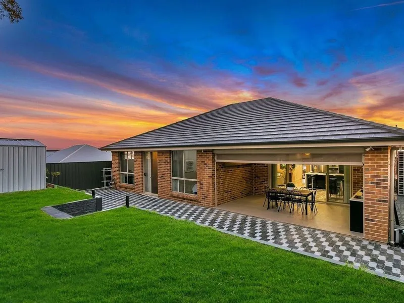 Impeccable four bedroom home in wanted locale