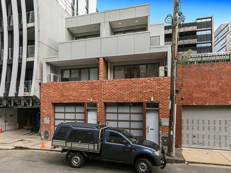 3 level townhouse, with features galore!