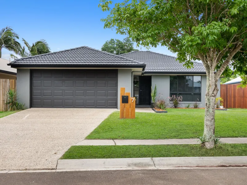 Stunning, low maintenance & move-in ready...this is the perfect HOME