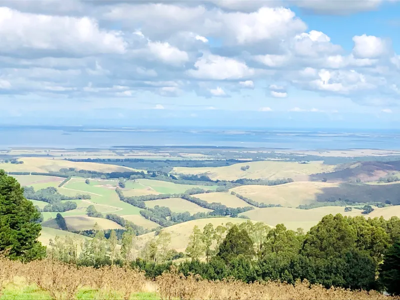 Captivating views over coast and country