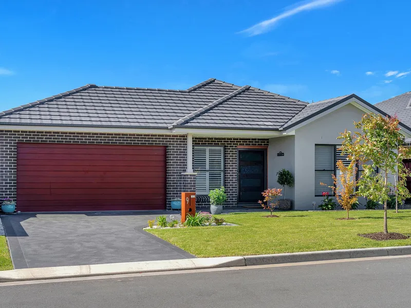 Contempory Renwick Living