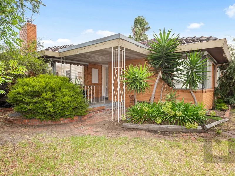 Spacious Family Living in Keilor East