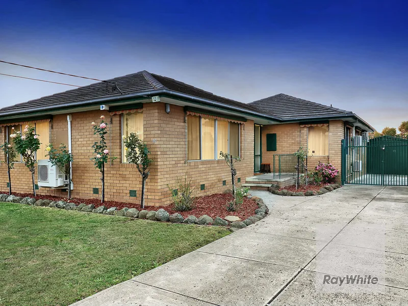 Family Home In Quiet Cul-de-sac