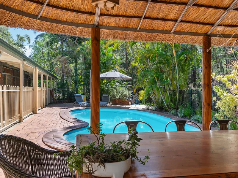 3/4 ACRE HIDEAWAY - LIFESTYLE HOME