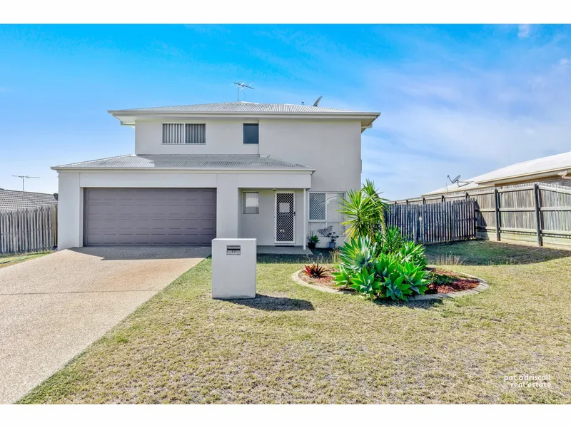 SPACIOUS DOUBLE STOREY LIVING