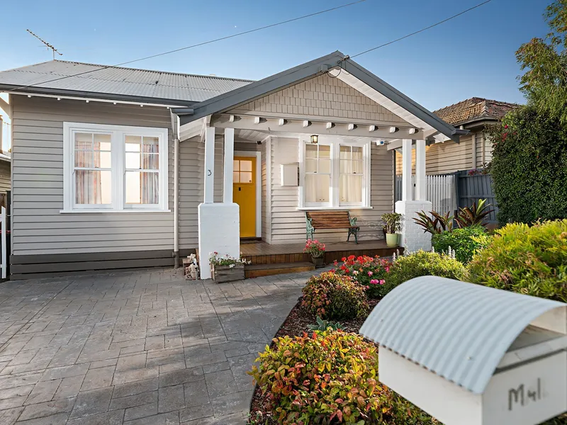 Contemporary Comfort in a Classic Setting