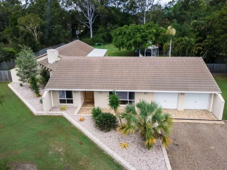 Executive Home On Large Block In Hervey Bay