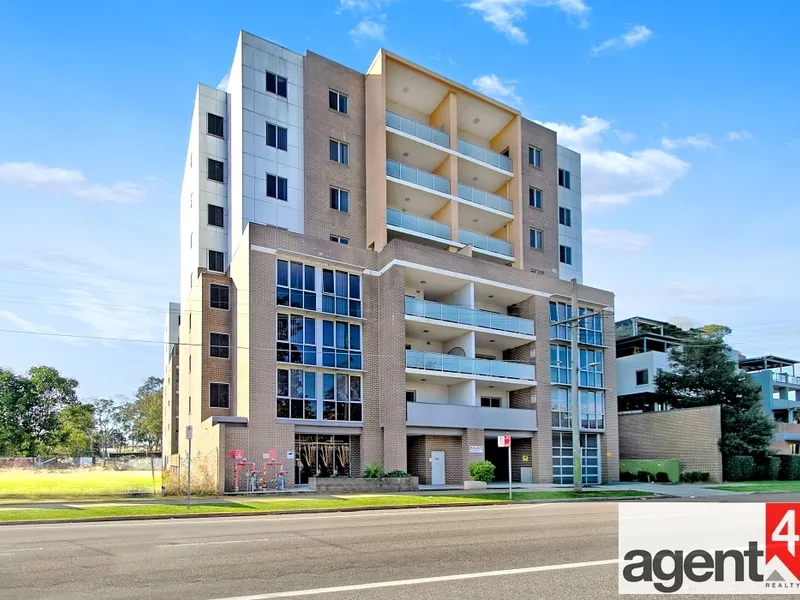 Super Location! Super Apartment!