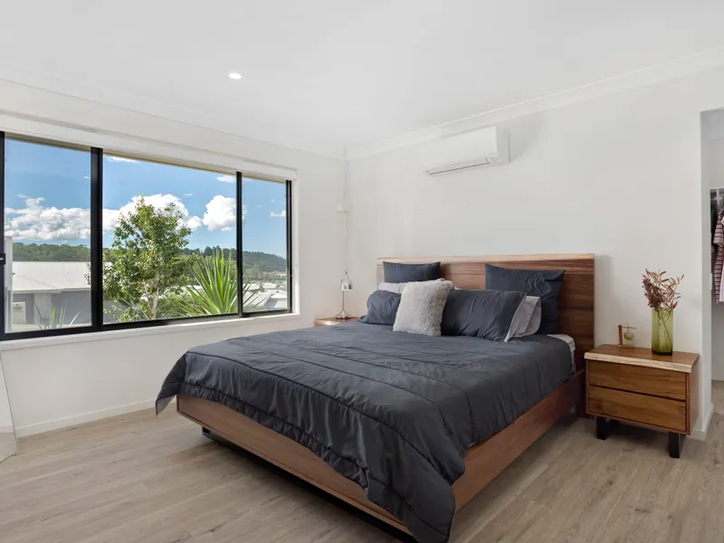 Luxurious Elevated position!