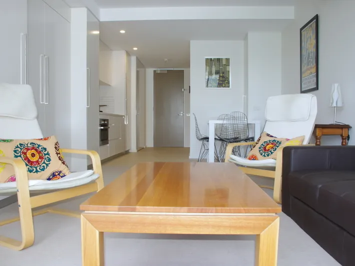 Quayside Kingston Foreshore Furnished Studio