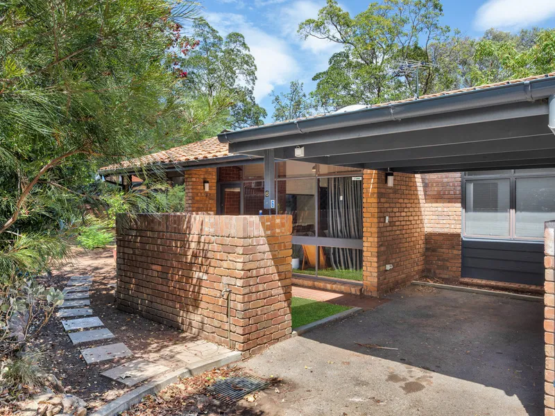 Your Spacious Abode Awaits in Cosmopolitan Norwood!