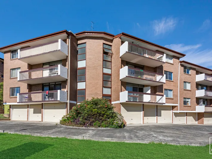 CENTRAL TWO BEDROOM UNIT