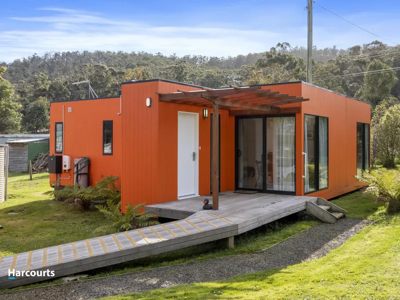 Contemporary Coastal Living