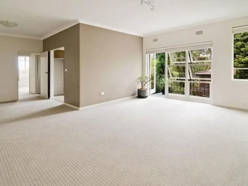 One Large Bedroom Apartment with Car Space