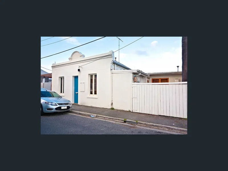 2 BEDROOM HOME IN CENTRAL RICHMOND