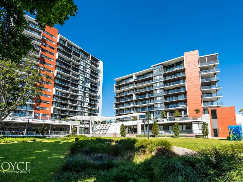 OPEN TO VIEW SAT 22 MAY 11.50AM