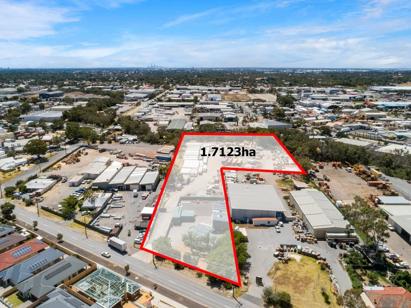 Significant Land Holding (1.7123Ha)