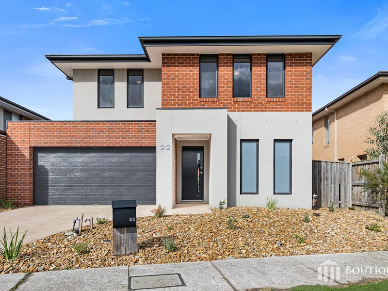 Fantastic 4 Bedroom Home in Amazing Location 