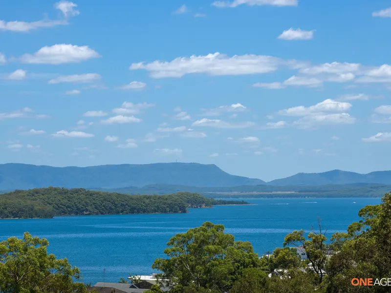 Two Homes for the Price of One – Amazing Views – Brand Spanking New Kitchen – New Roof, New Look Both Inside & Out!