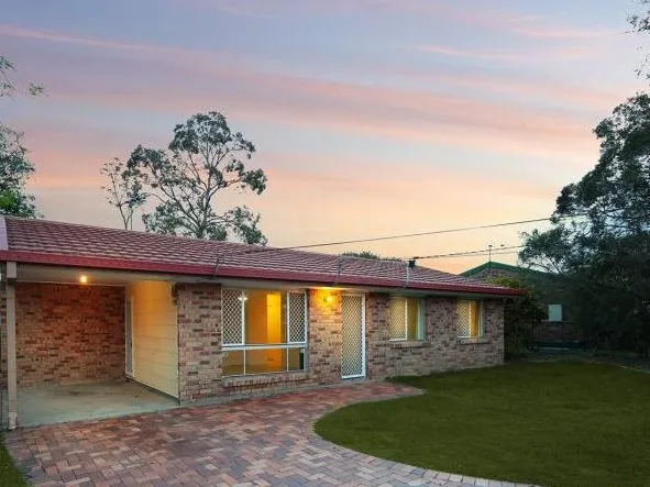 Ideal Family Home in Boronia Heights