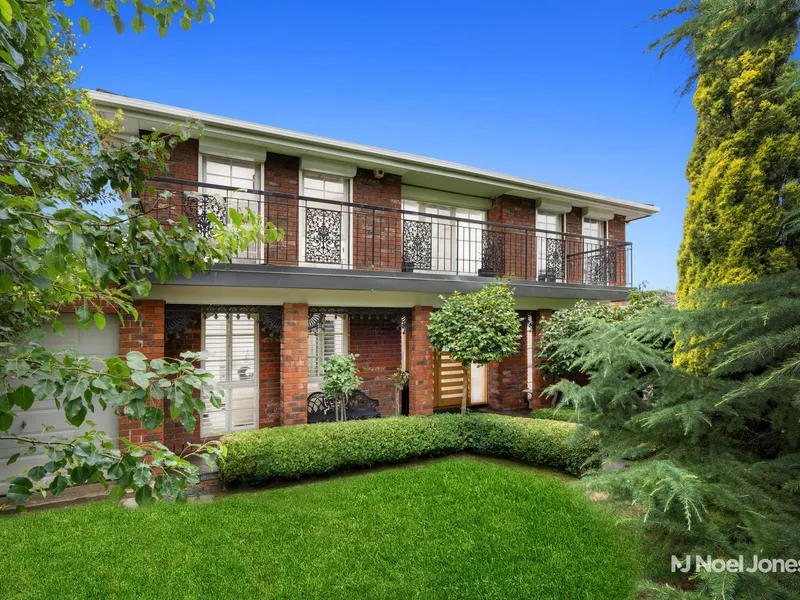 A perfect home in a private location!