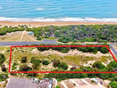 Once in a lifetime, prime beachfront opportunity