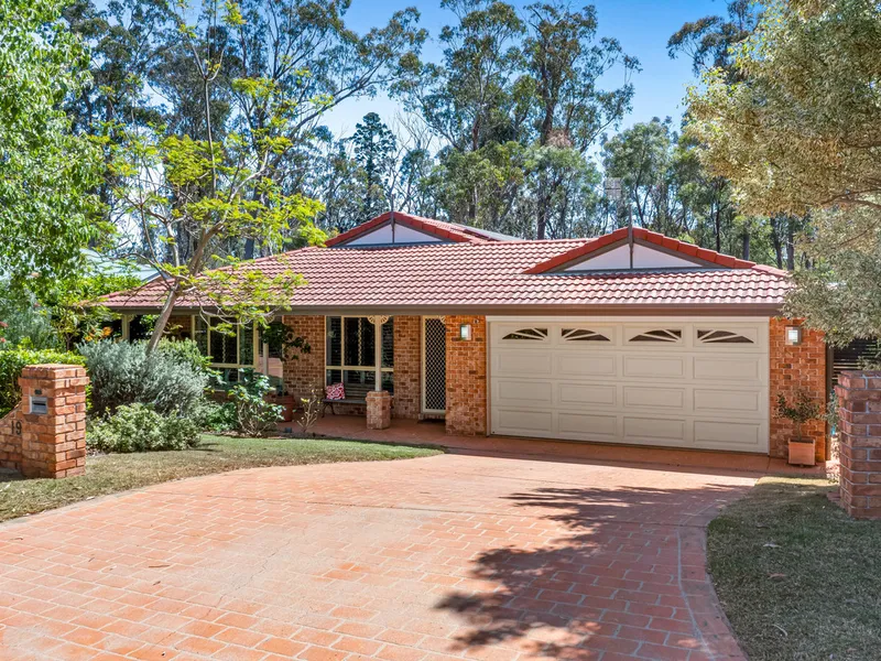 Low Maintenance Living in Rangeville's Most Desireable Pocket