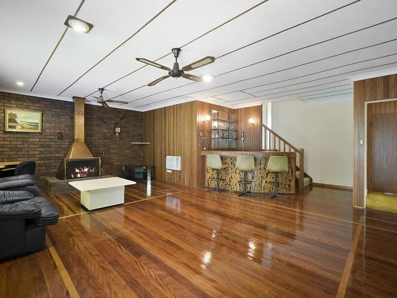 A Spacious Haven with Unparalleled Convenience in the heart of SunnyBank Hills!