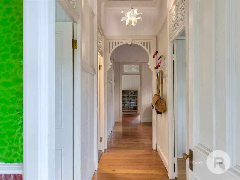 A Kelvin Grove Cottage For A Modern Family