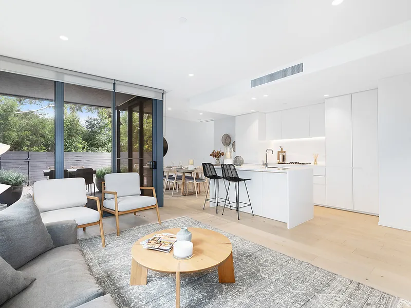 Ground-Floor Luxury, Amazing Alfresco Appeal 