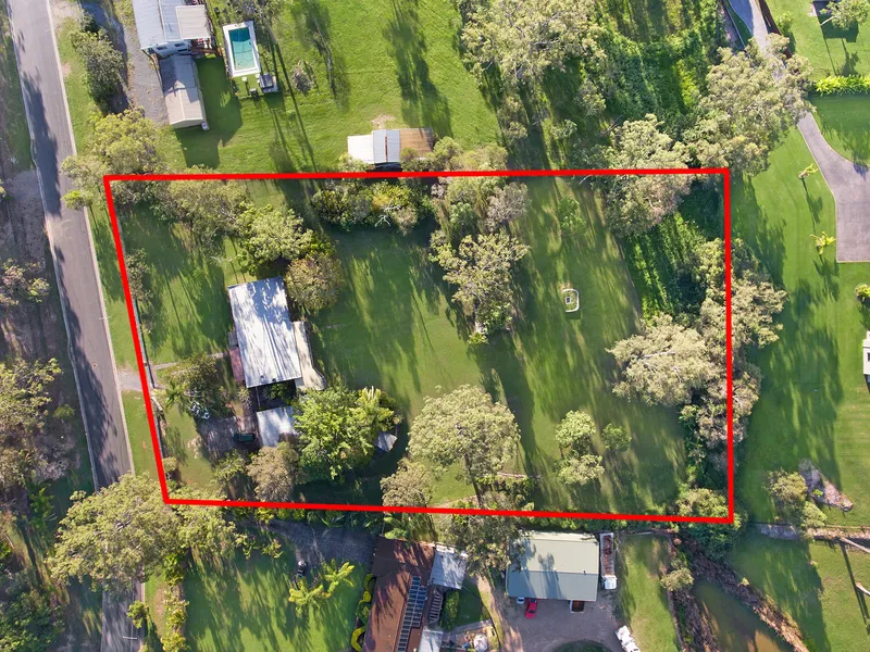 JUST UNDER 2 ACRES OF RURAL CHARM! YOUR CHANCE TO LIVE THE ACERAGE LIFE