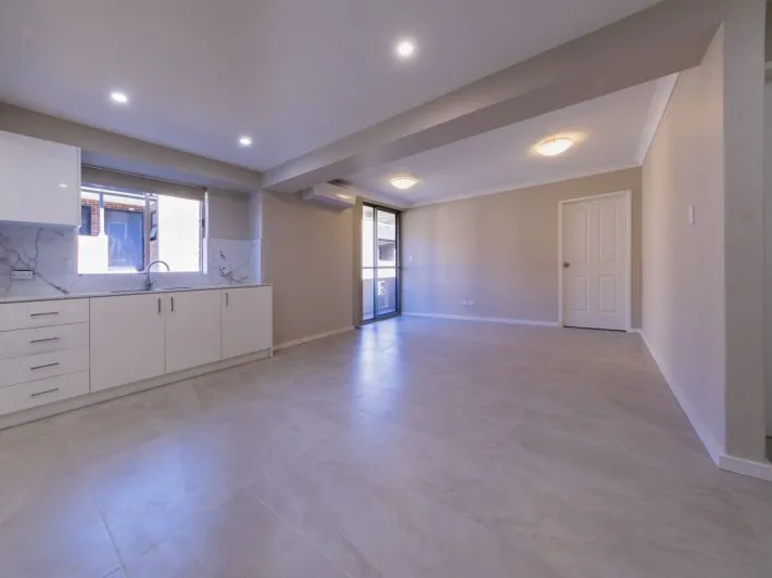 Large fully renovated 3-bedroom unit in Prime Location