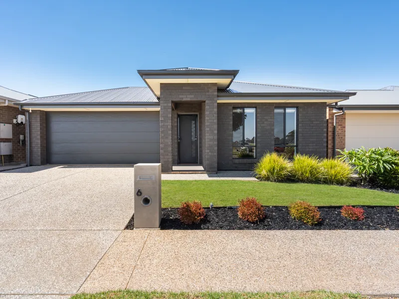 Ultra Convenient Family Home In A Tranquil Location