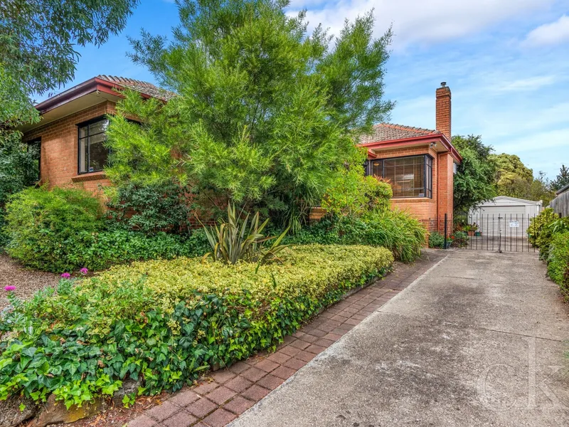 DUAL LIVING HAVEN FOR THE MULTI-GENERATIONAL FAMILY