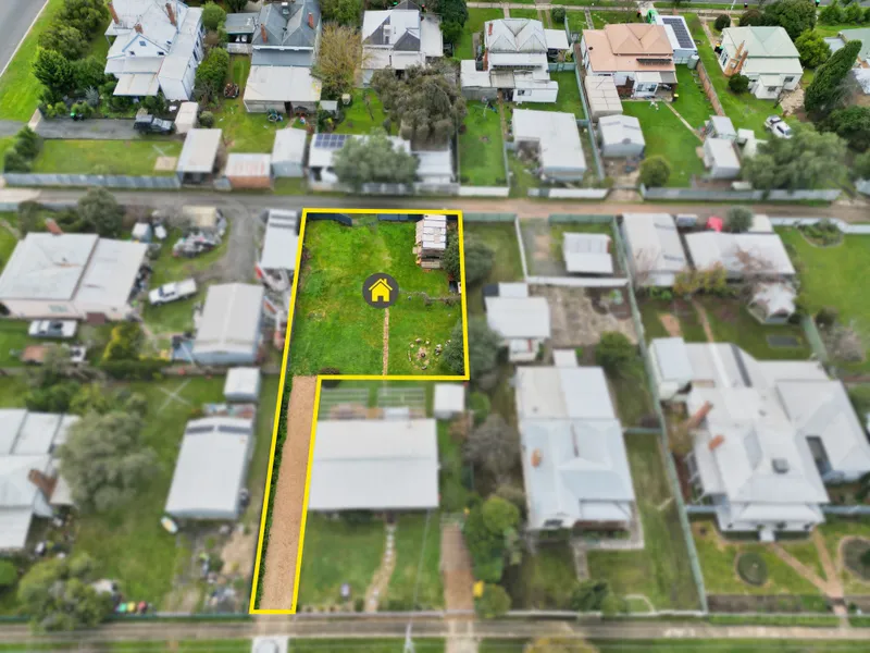 580 sq.m. Block, Ideal for a generous size Townhouse