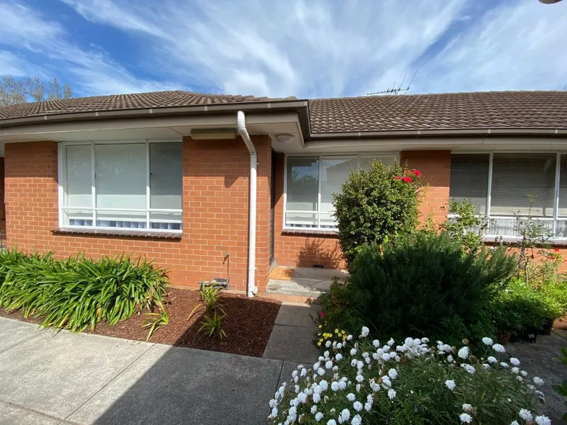 FRESH & CLEAN IN FUNKY FAIRFIELD