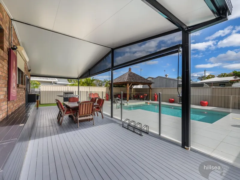 BEAUTIFULLY UPDATED IN AN IDYLLIC LOCATION