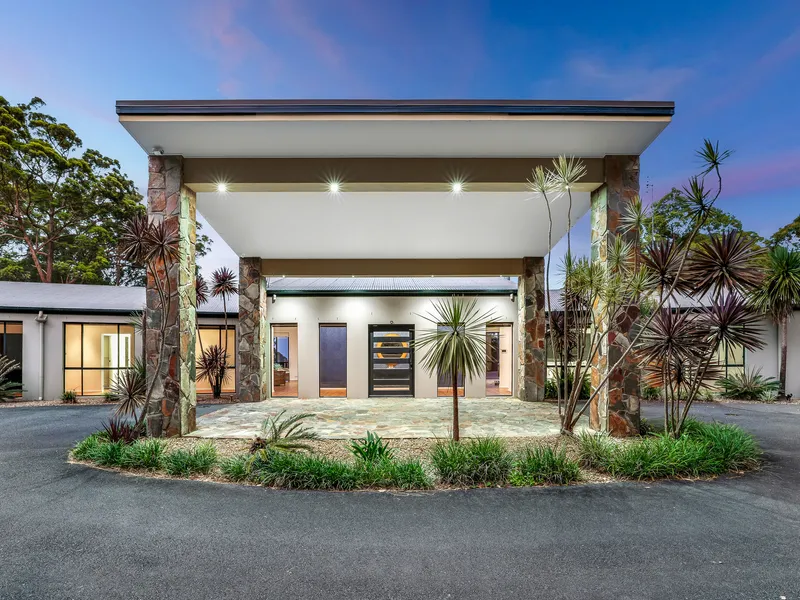 Large Family Home in Leading Hinterland Street