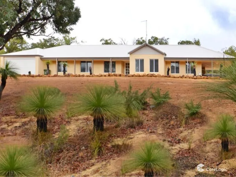 SIMPLY STUNNING ...PEACEFUL & PRIVATE