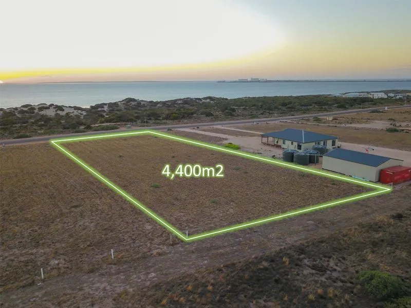 Secluded Beach across from Large Allotment