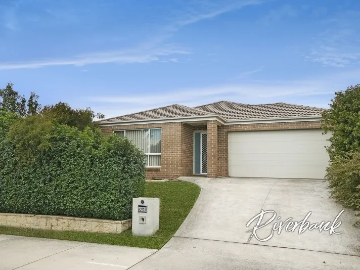 Impressive Family Home in sought after Community Estate