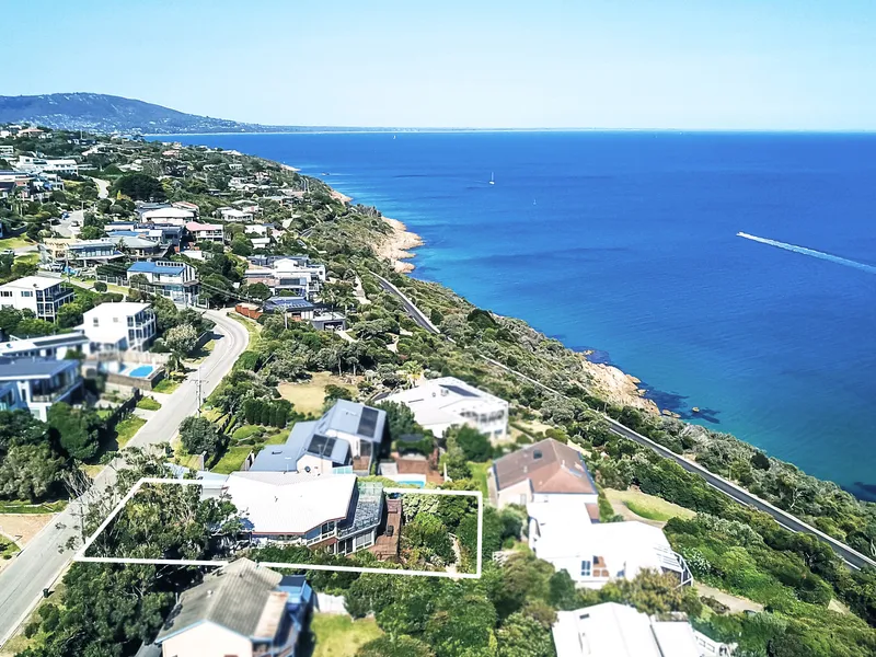 GLORIOUS PORT PHILLIP PANORAMA