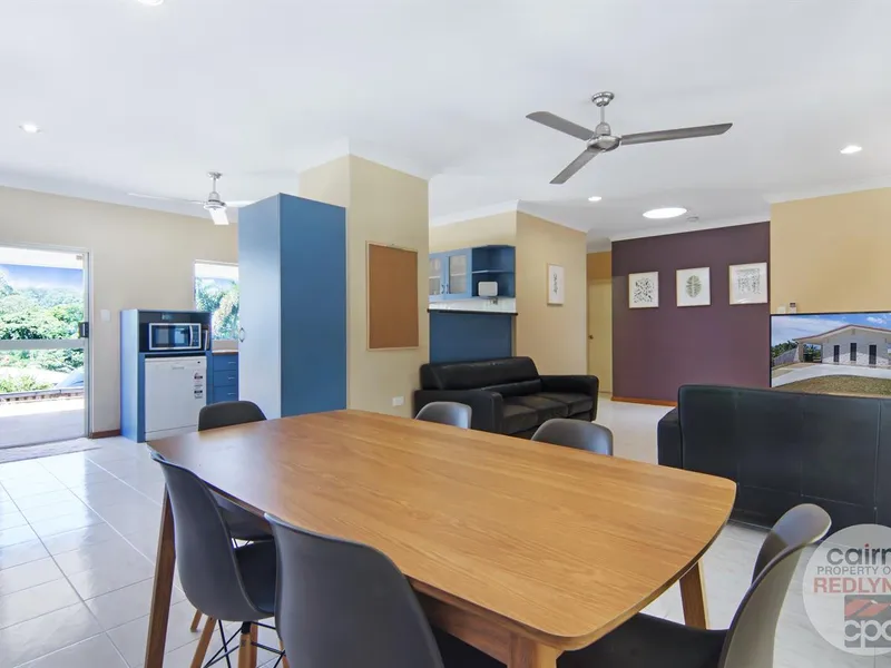 Furnished 3 Bedroom Kanimbla Home