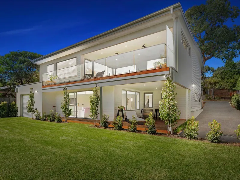 Turning Point: Coastal elegance with captivating views