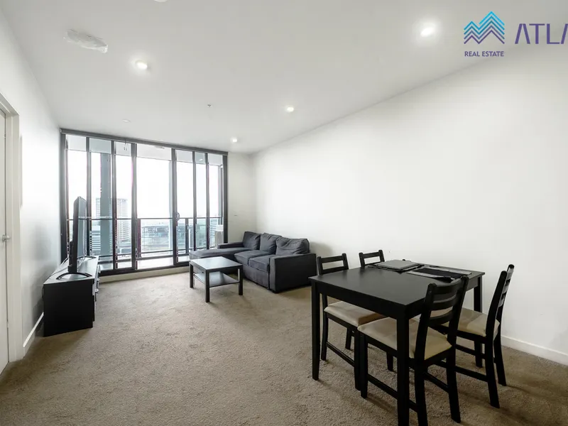 Modern Two Bedrooms With Stunning View in the Iconic SKYRISE Building