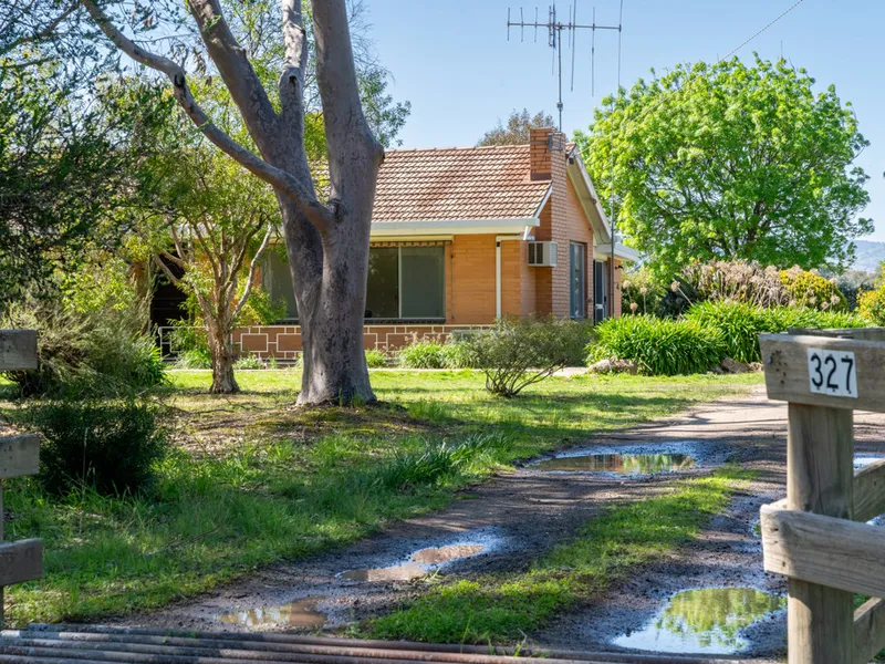 Charming Rural Retreat Just Minutes from Euroa