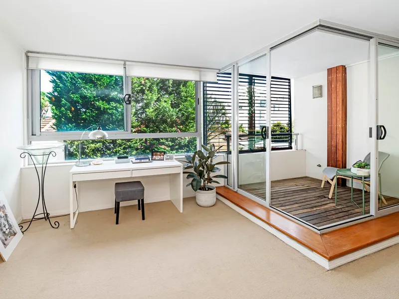 Spacious & Modern Apartment in the heart of Cammeray