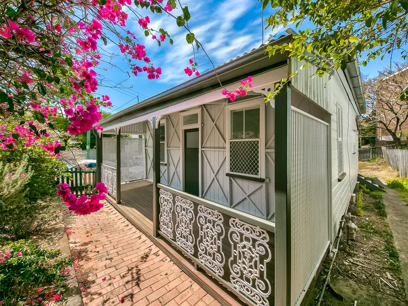 Renovated Charming Cottage in the Heart of Paddington!