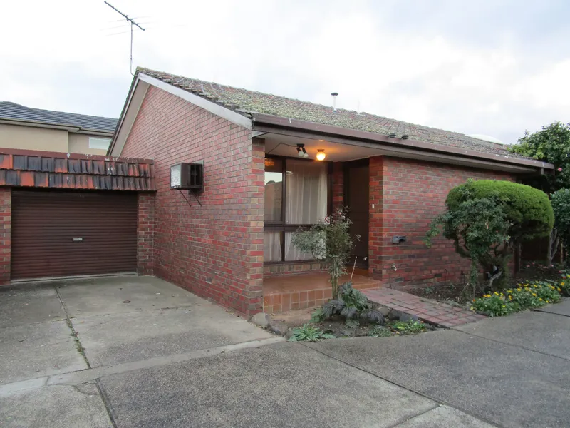 AFFORDABLE TWO BEDROOM UNIT IN SORT AFTER GLENROY!